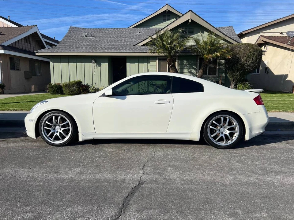 2005 Infiniti G35 3rd Gen - Image 2 of 20