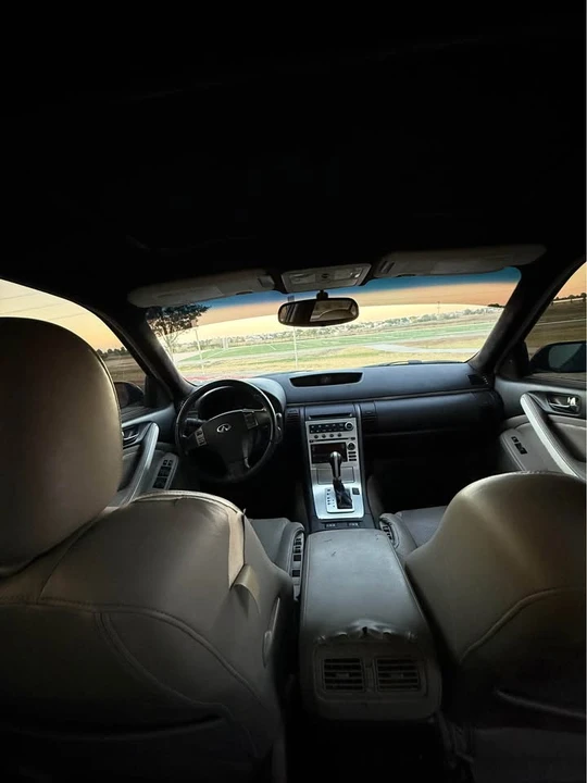 2005 Infiniti G35 3rd Gen - Image 11 of 14