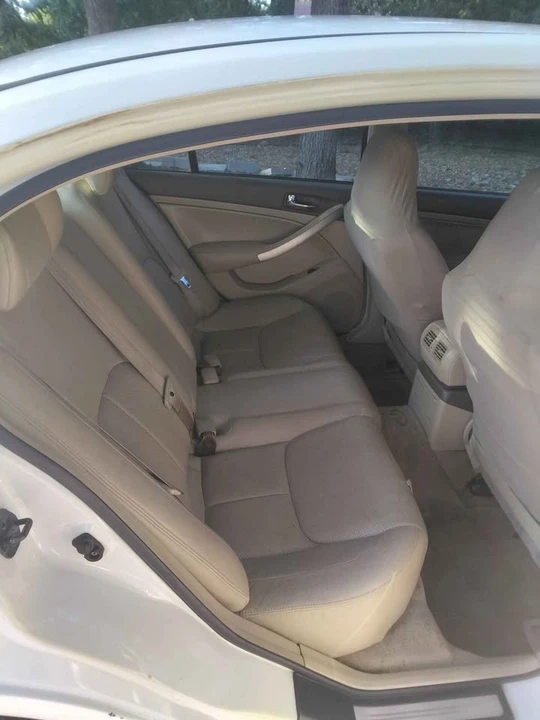 2005 Infiniti - Image 6 of 6