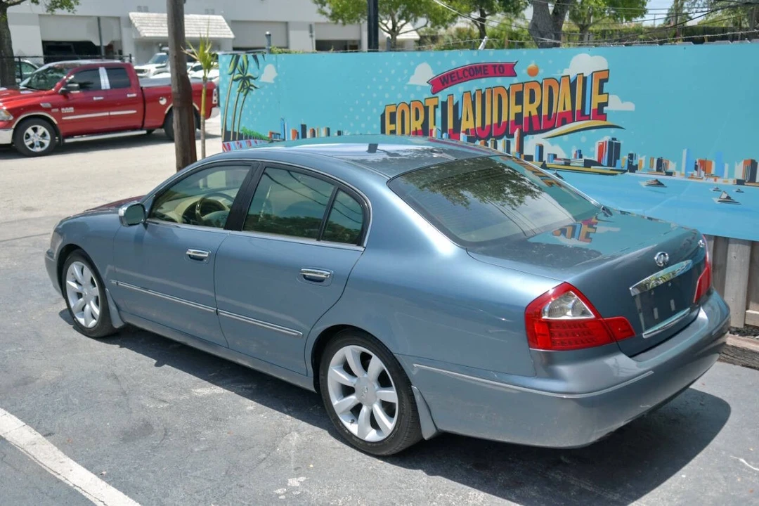 2005 Infiniti Q45 3rd Gen - Image 6 of 12