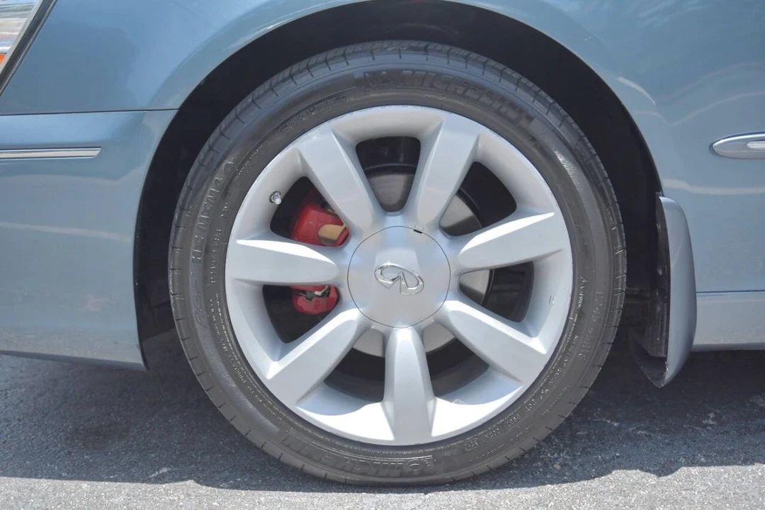2005 Infiniti Q45 3rd Gen - Image 9 of 12
