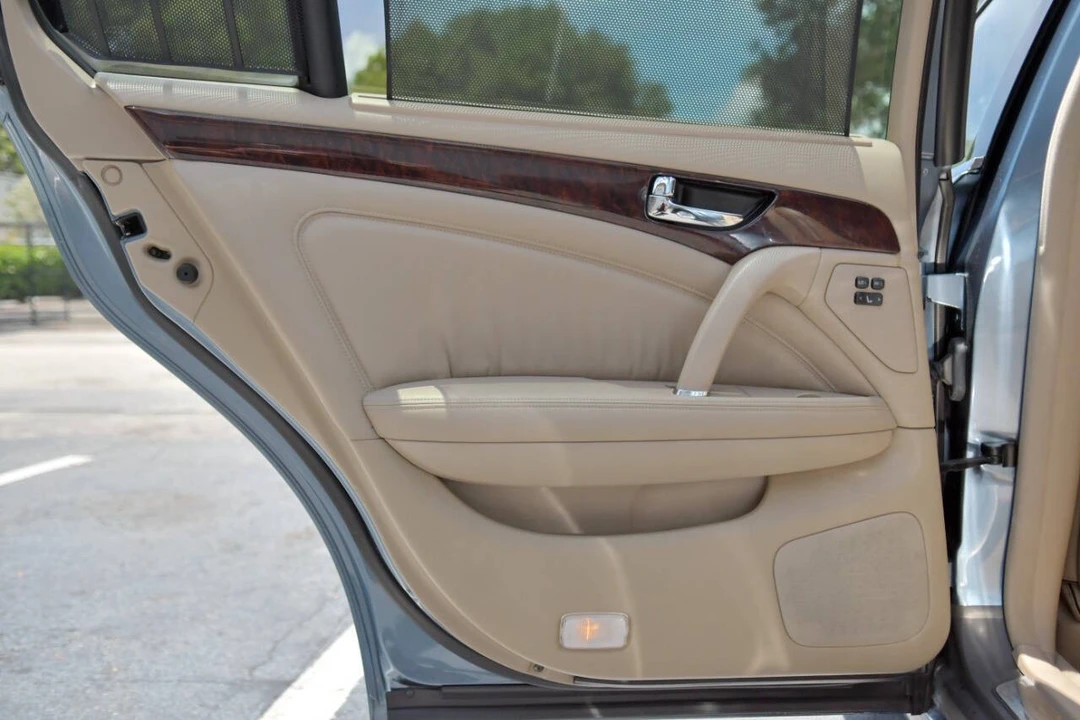 2005 Infiniti Q45 3rd Gen - Image 10 of 12