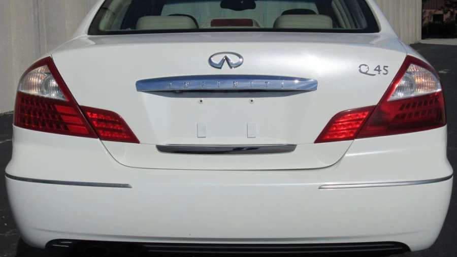 2005 Infiniti Q45 3rd Gen - Image 2 of 5