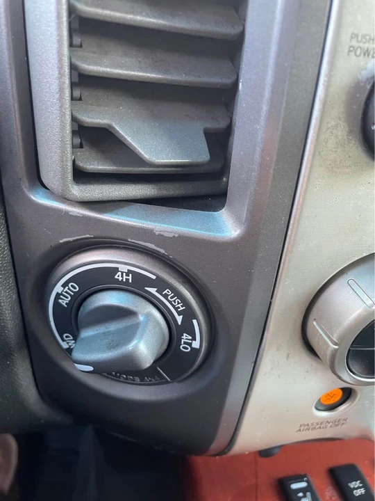 2005 Infiniti QX80 - Image 19 of 20
