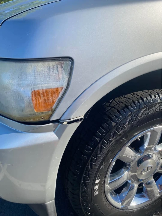 2005 Infiniti QX80 - Image 6 of 12