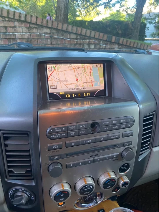 2005 Infiniti QX80 - Image 12 of 12