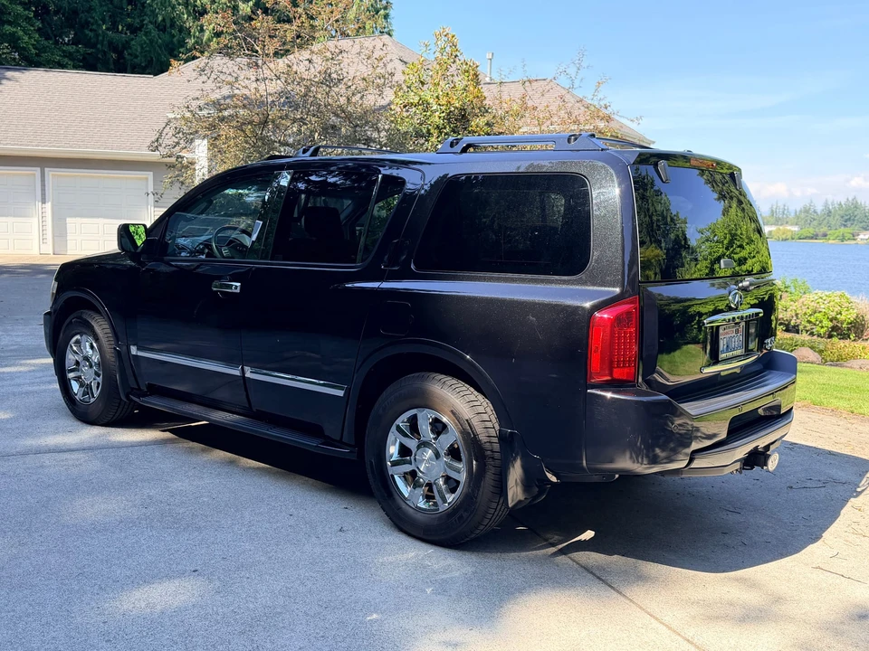 2005 Infiniti QX80 - Image 15 of 31
