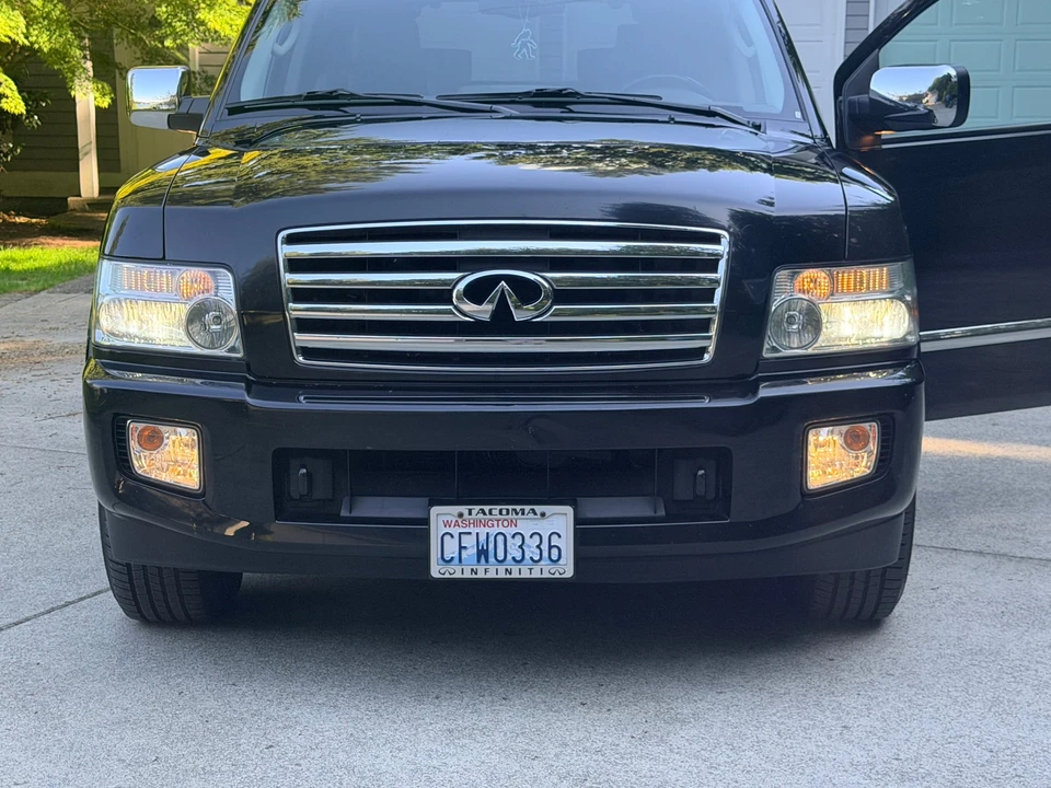 2005 Infiniti QX80 - Image 8 of 31