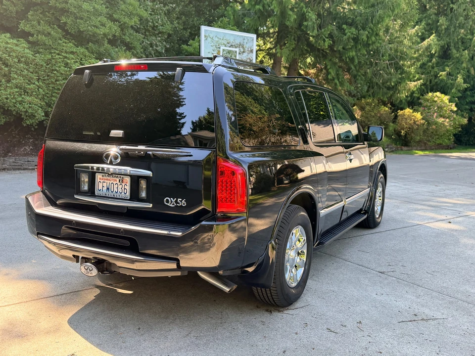 2005 Infiniti QX80 - Image 13 of 31