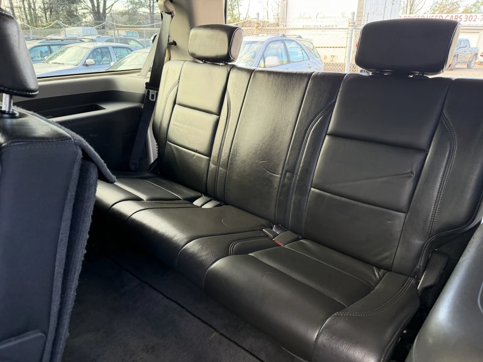 2005 Infiniti QX80 - Image 3 of 21