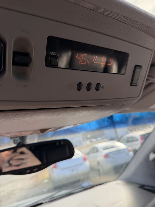 2005 Infiniti QX80 - Image 20 of 21