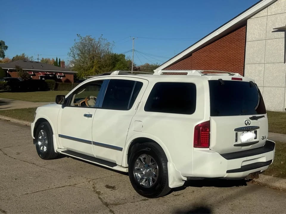 2005 Infiniti QX80 - Image 4 of 16