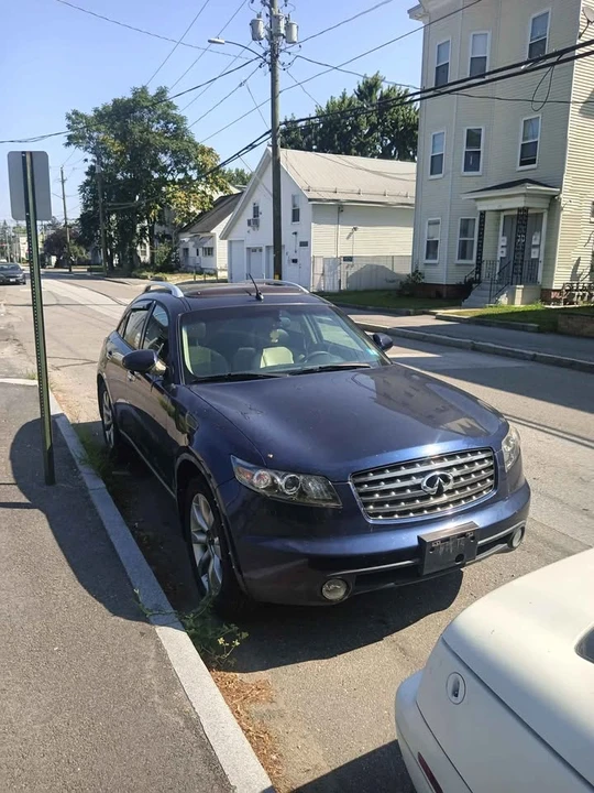 2005 Infiniti FX 1st Gen - Image 8 of 19