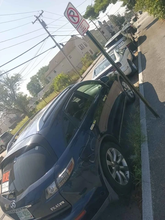 2005 Infiniti FX 1st Gen - Image 10 of 19