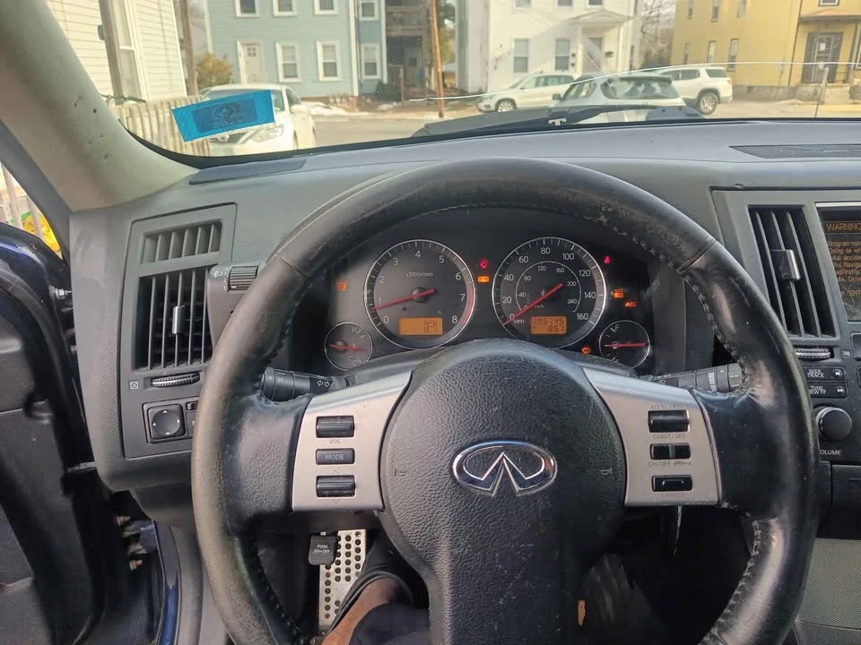 2005 Infiniti FX 1st Gen - Image 16 of 19