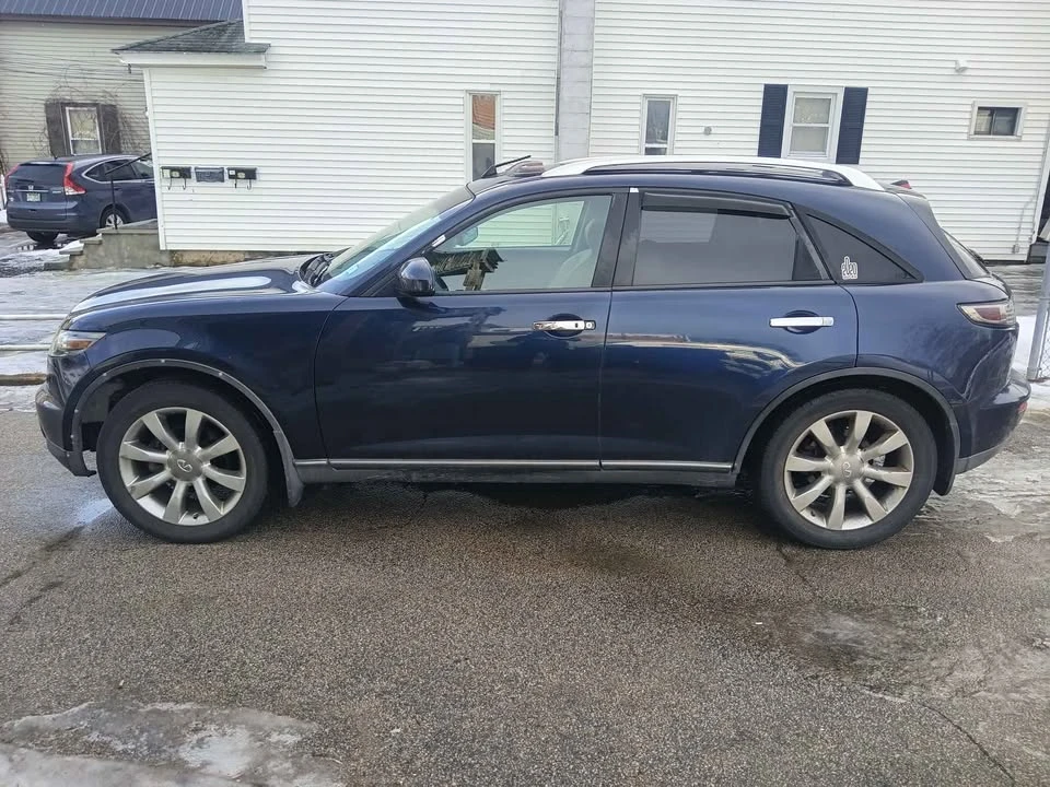 2005 Infiniti FX 1st Gen - Image 18 of 19