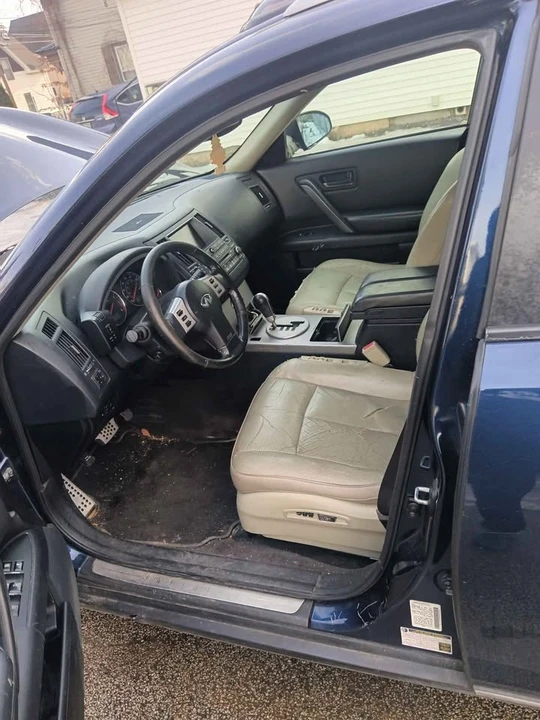 2005 Infiniti FX 1st Gen - Image 13 of 19