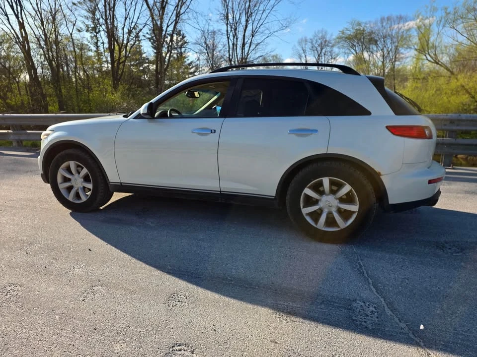 2005 Infiniti FX 1st Gen - Image 5 of 5