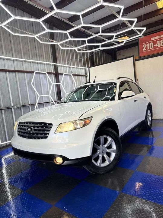 2005 Infiniti FX 1st Gen - Image 2 of 11