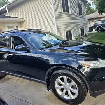 2005 Infiniti FX35