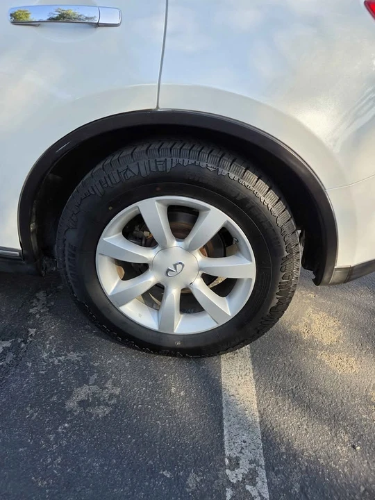 2005 Infiniti FX 1st Gen - Image 8 of 14