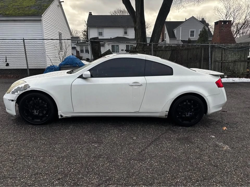 2005 Infiniti G35 3rd Gen - Image 2 of 15