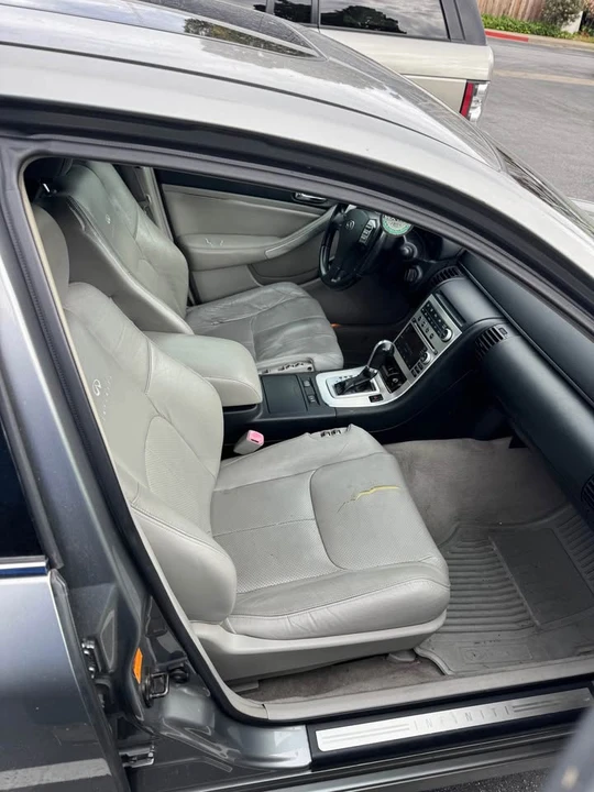 2005 Infiniti G35 3rd Gen - Image 14 of 19