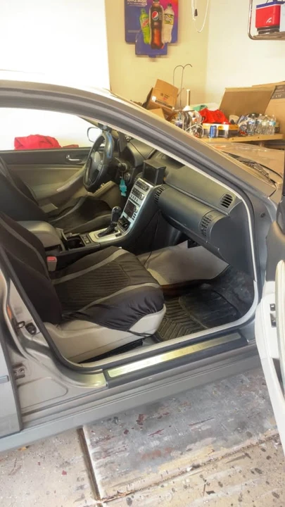 2005 Infiniti G35 3rd Gen - Image 11 of 13