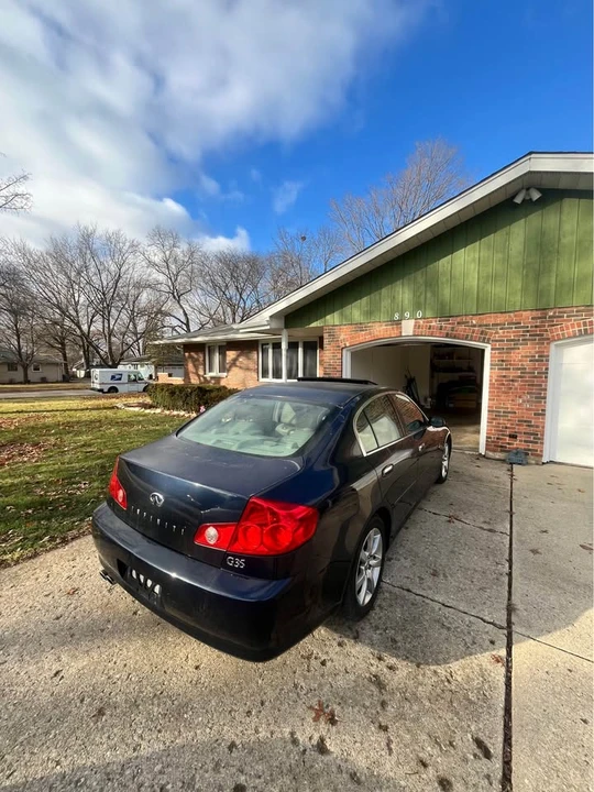 2005 Infiniti G35 3rd Gen - Image 2 of 3