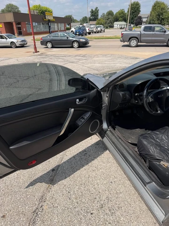 2005 Infiniti G35 3rd Gen - Image 13 of 16