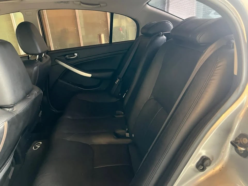 2005 Infiniti G35 3rd Gen - Image 18 of 19