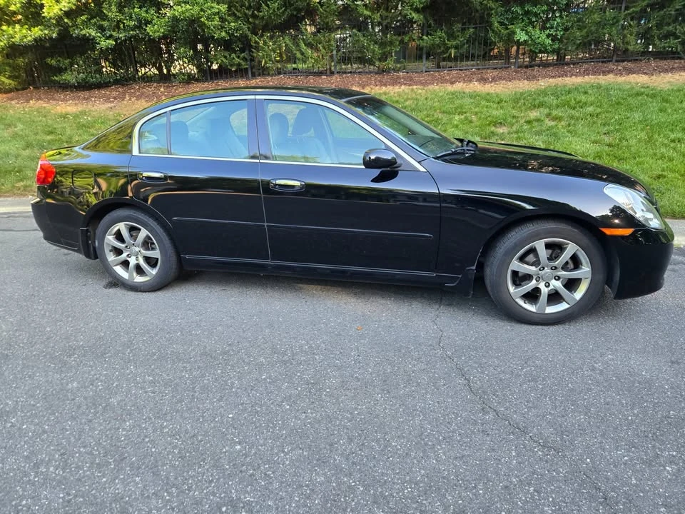 2005 Infiniti G35 3rd Gen - Image 2 of 20
