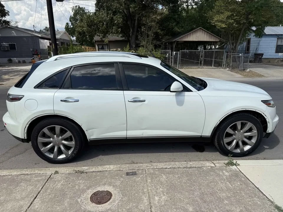 2005 Infiniti QX30 - Image 5 of 11