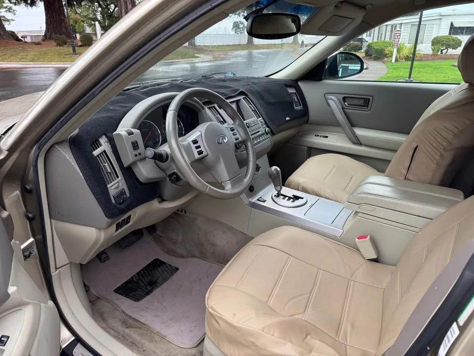 2005 Infiniti QX30 - Image 8 of 10