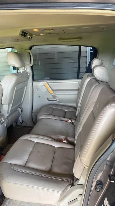 2005 Infiniti QX80 - Image 3 of 9