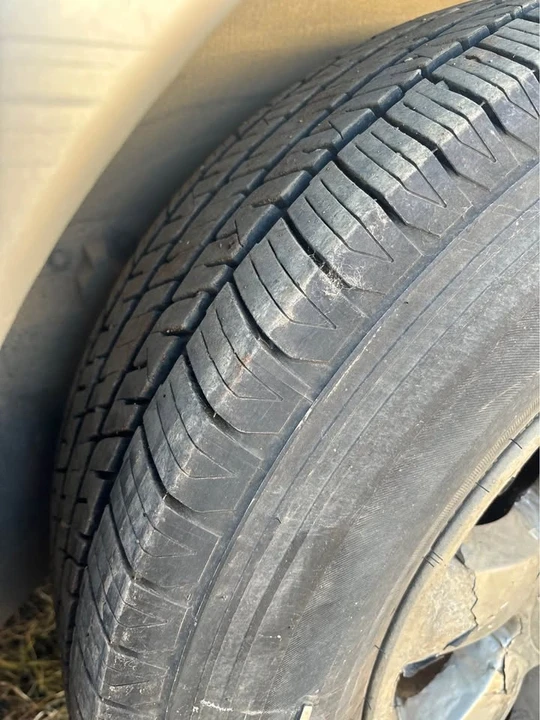 2005 Infiniti QX80 - Image 6 of 7