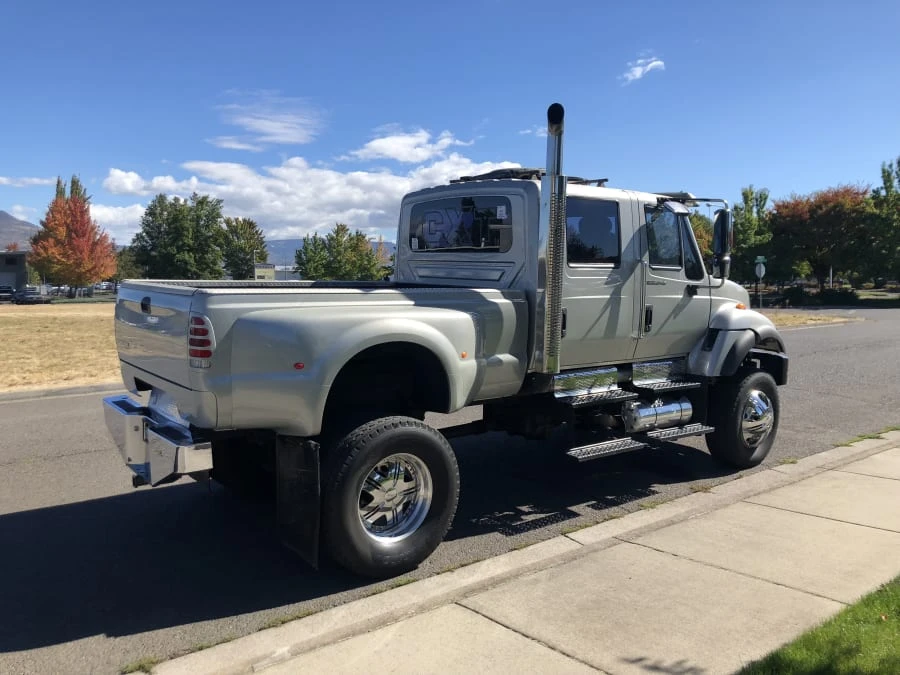 2005 International Harvester XT - Image 3 of 6