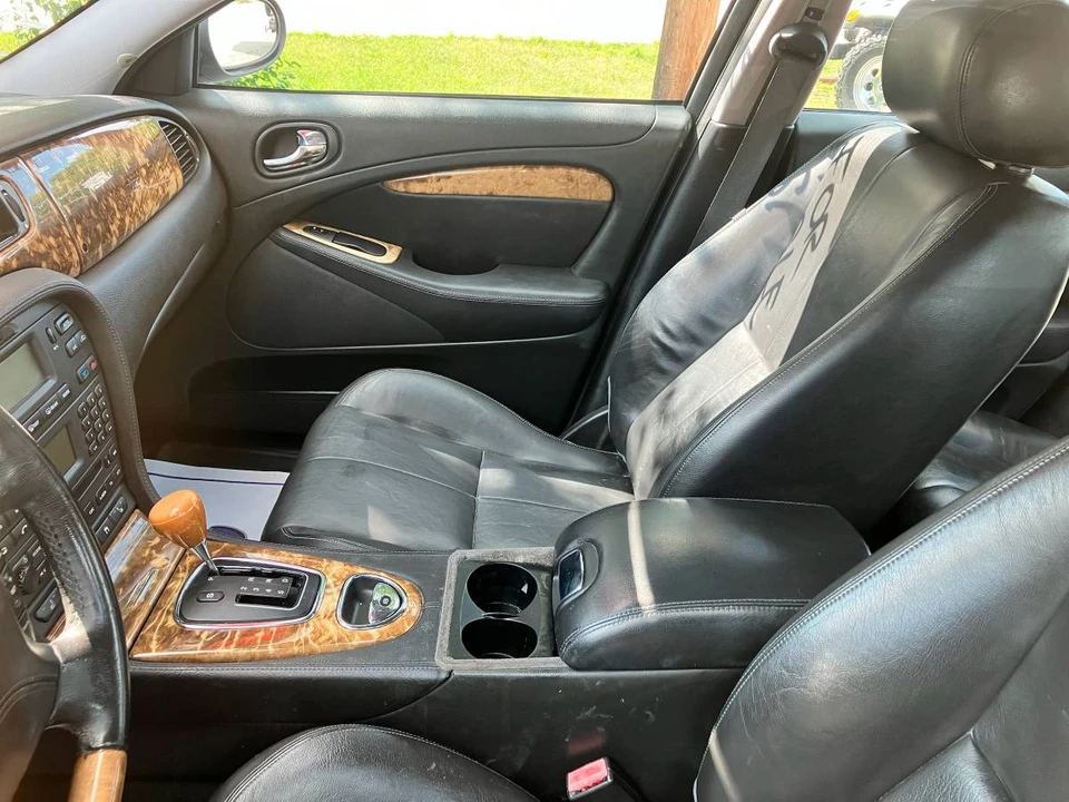 2005 Jaguar S-Type 2nd Gen - Image 9 of 11