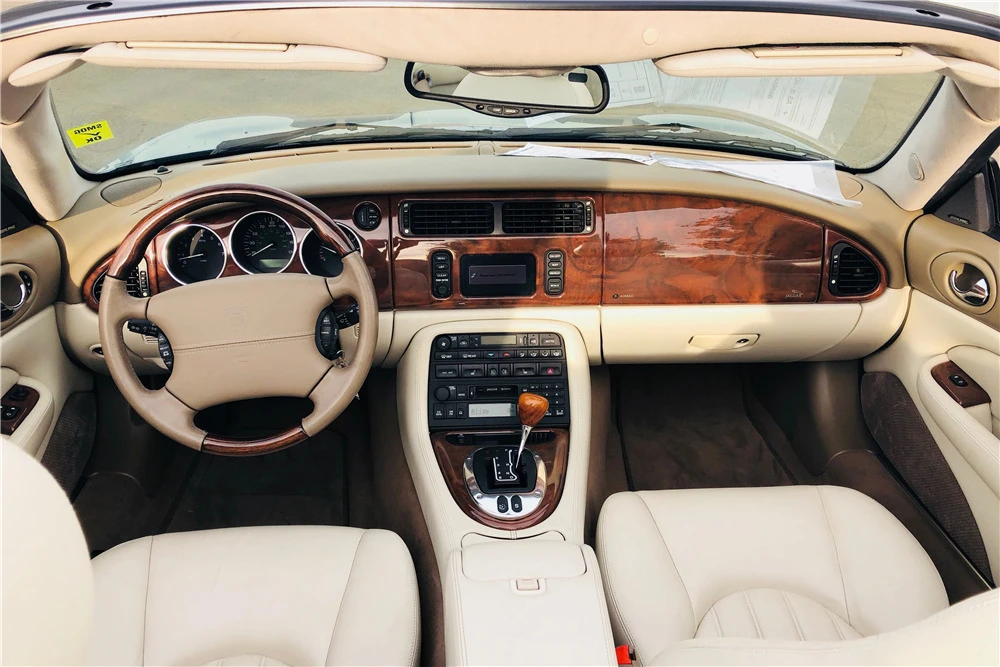 2005 Jaguar X100 XK8 - Image 4 of 5