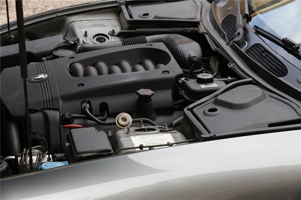 2005 Jaguar X100 XK8 - Image 3 of 5
