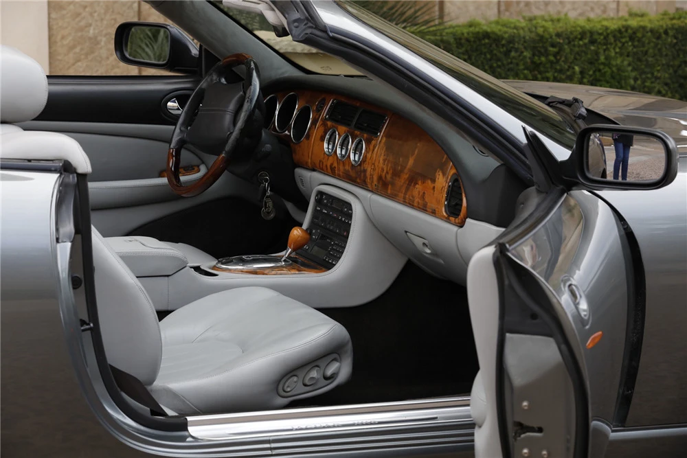 2005 Jaguar X100 XK8 - Image 4 of 5