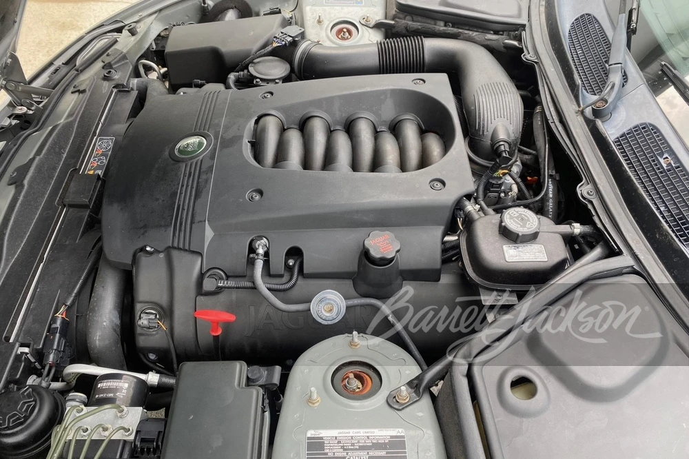 2005 Jaguar X100 XK8 - Image 2 of 12
