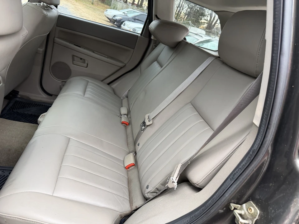 2005 Jeep XJ Cherokee - Image 5 of 21