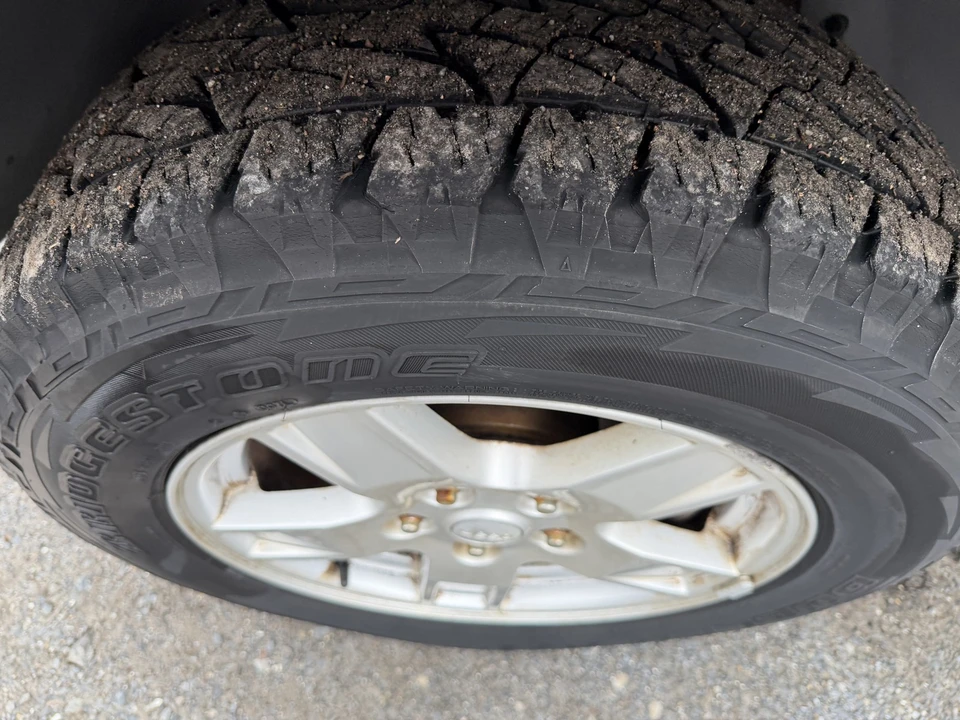 2005 Jeep XJ Cherokee - Image 10 of 21