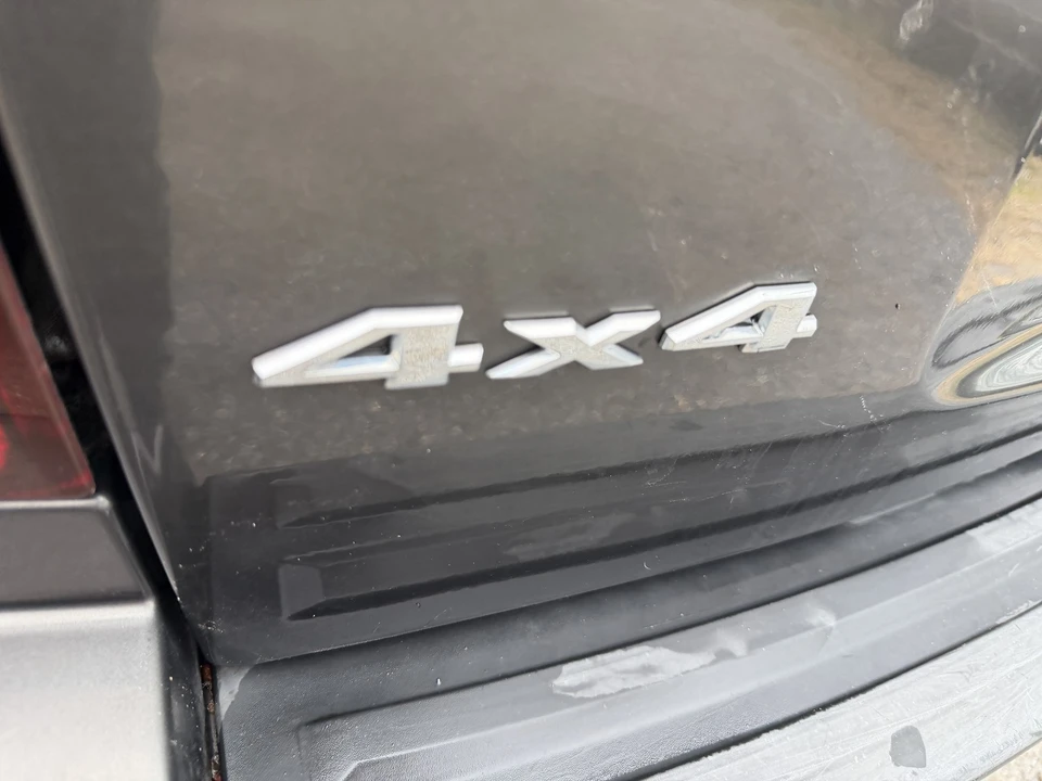 2005 Jeep XJ Cherokee - Image 14 of 21