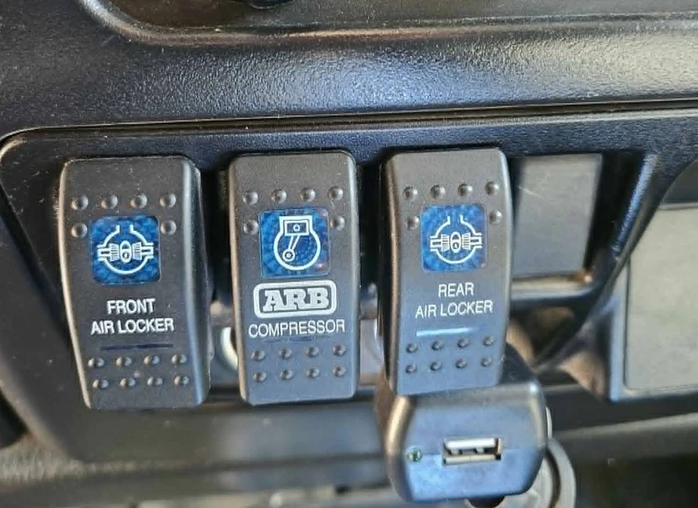 2005 Jeep TJ Wrangler - Image 18 of 23