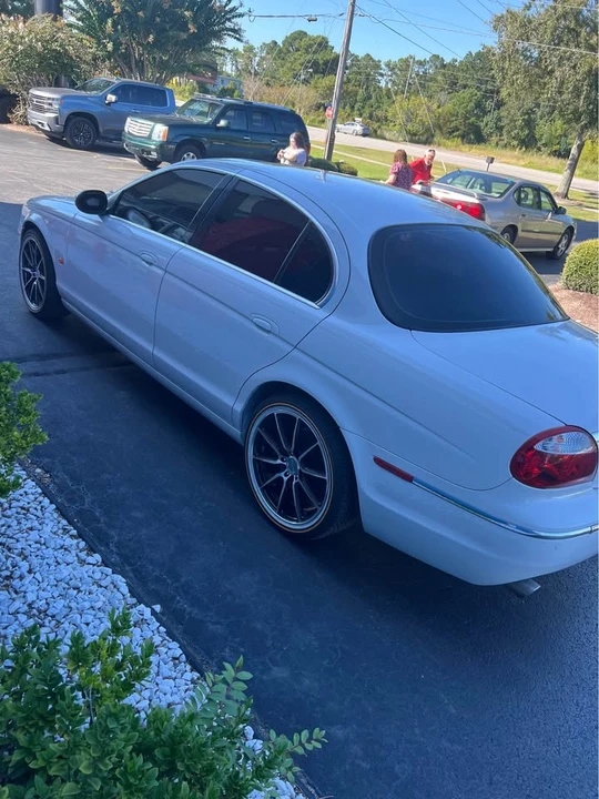 2005 Jaguar S-Type 2nd Gen - Image 2 of 4