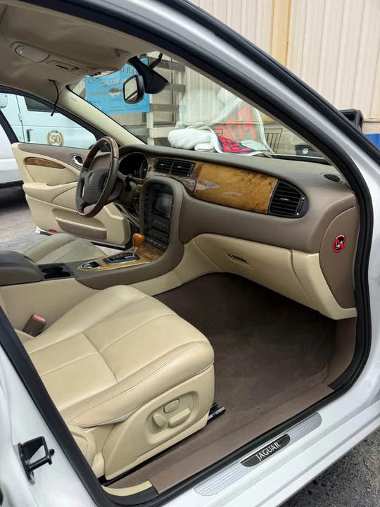 2005 Jaguar S-Type 2nd Gen - Image 11 of 15