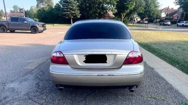 2005 Jaguar S-Type 2nd Gen - Image 3 of 8