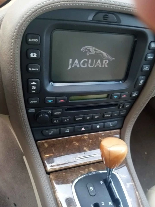 2005 Jaguar S-Type 2nd Gen - Image 3 of 12